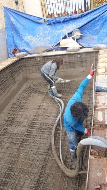 Aislamientos Poliuretano J.C.remodelación de una piscina